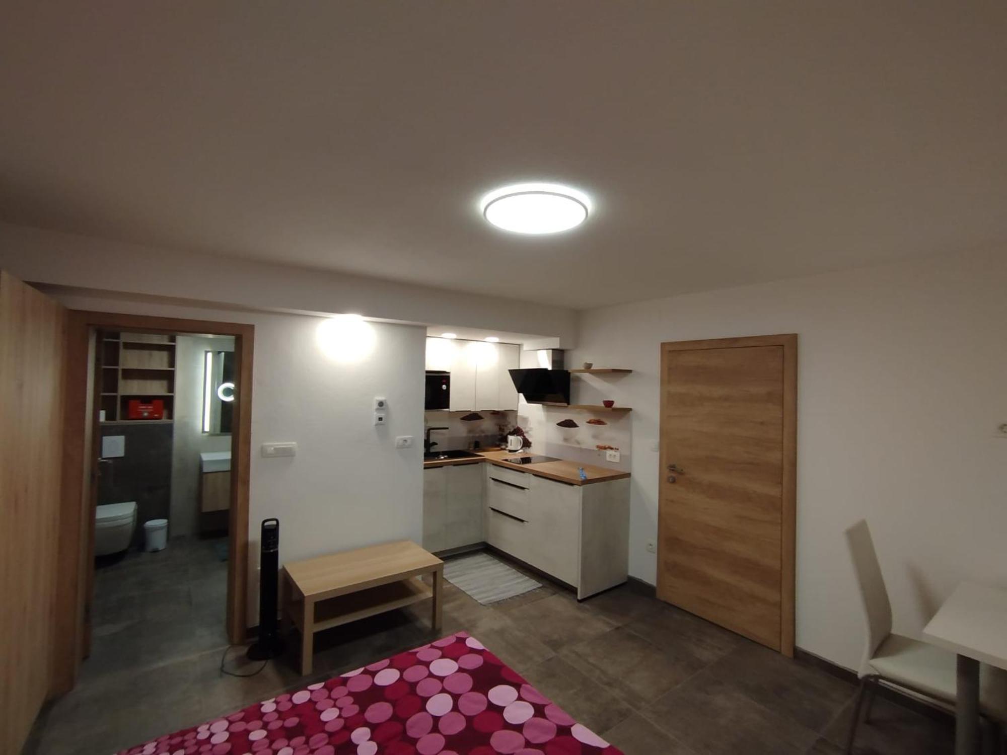 Apartma Mamut 1850 캄니크 외부 사진
