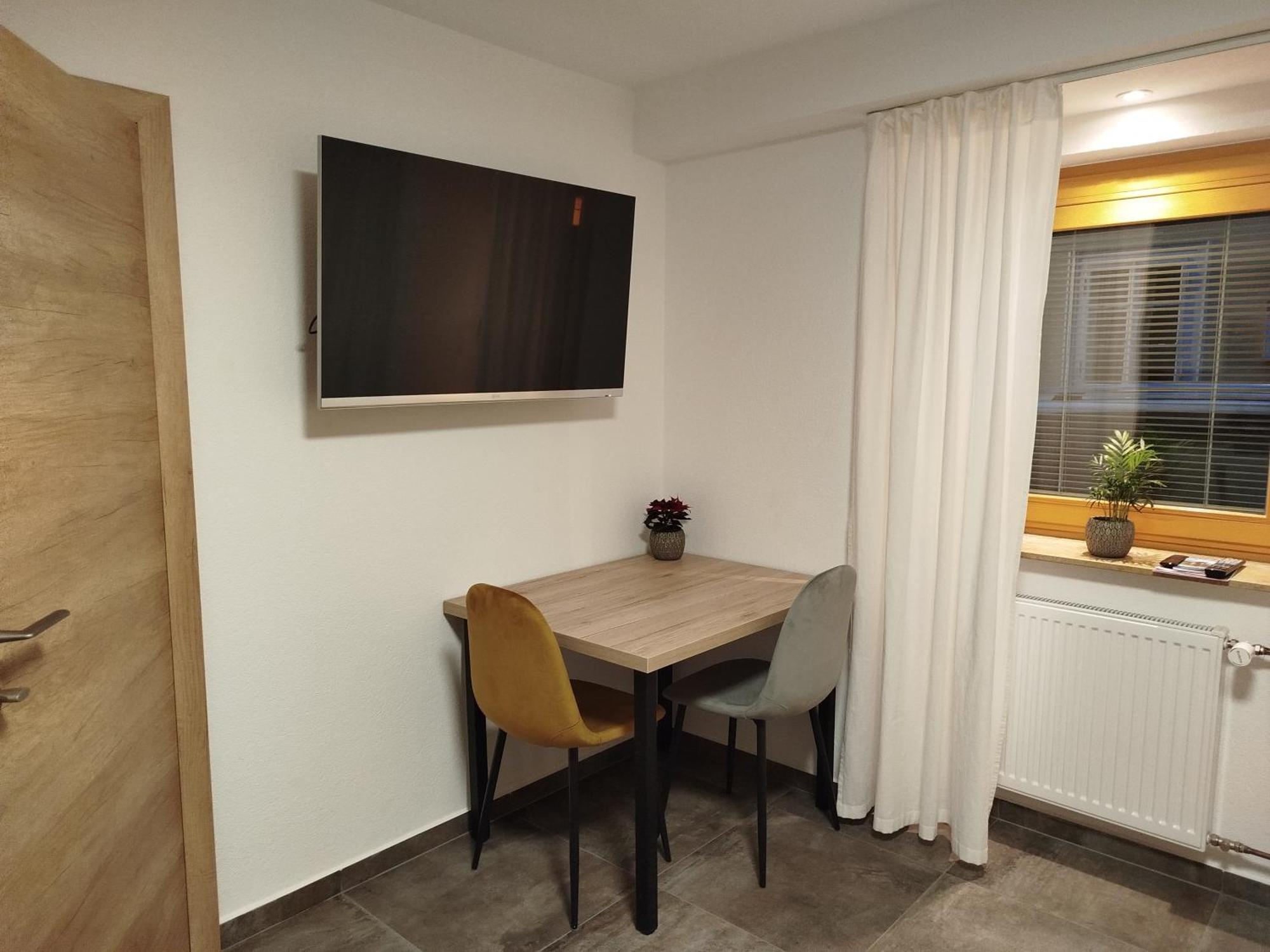 Apartma Mamut 1850 캄니크 외부 사진