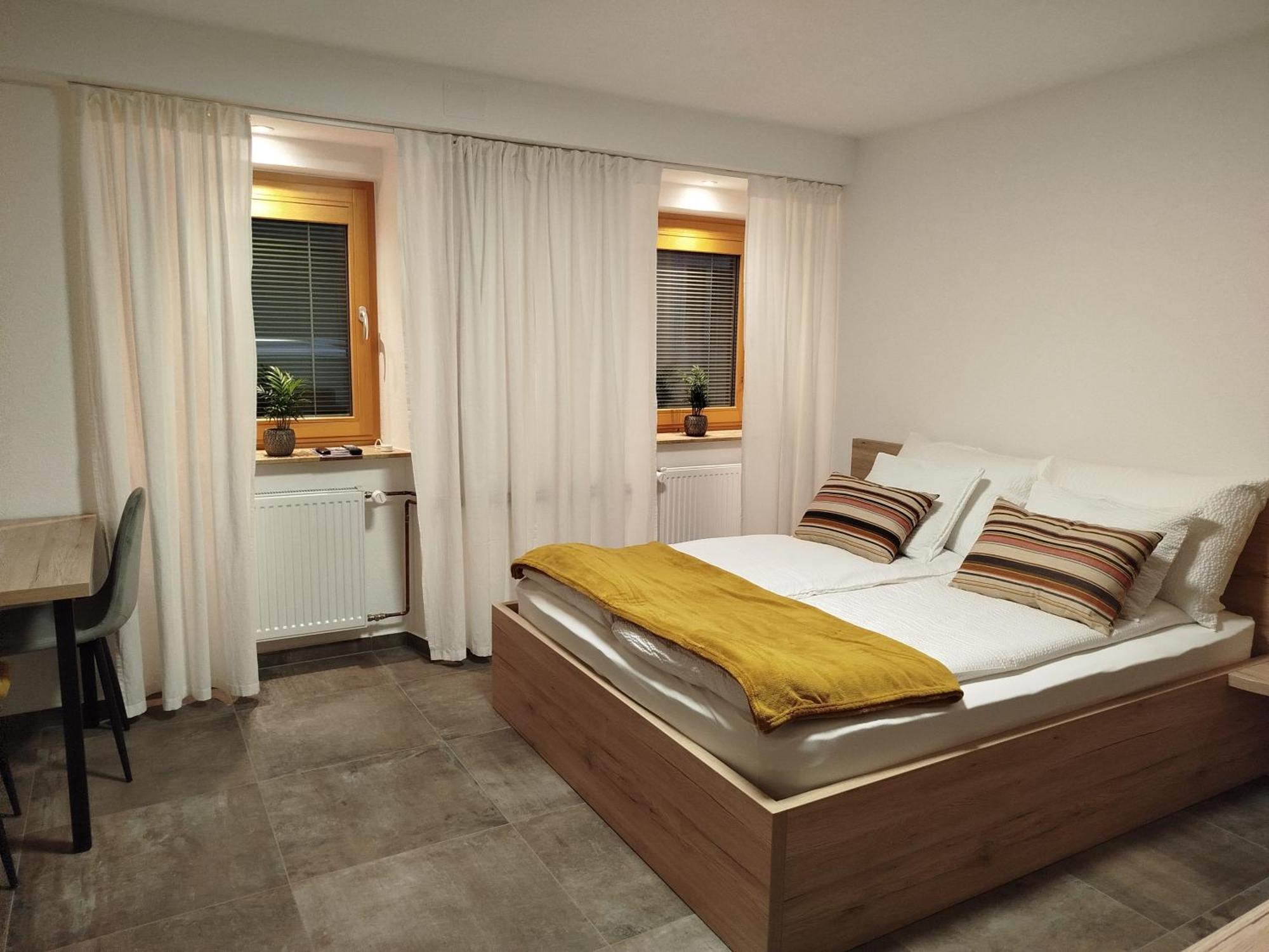 Apartma Mamut 1850 캄니크 외부 사진