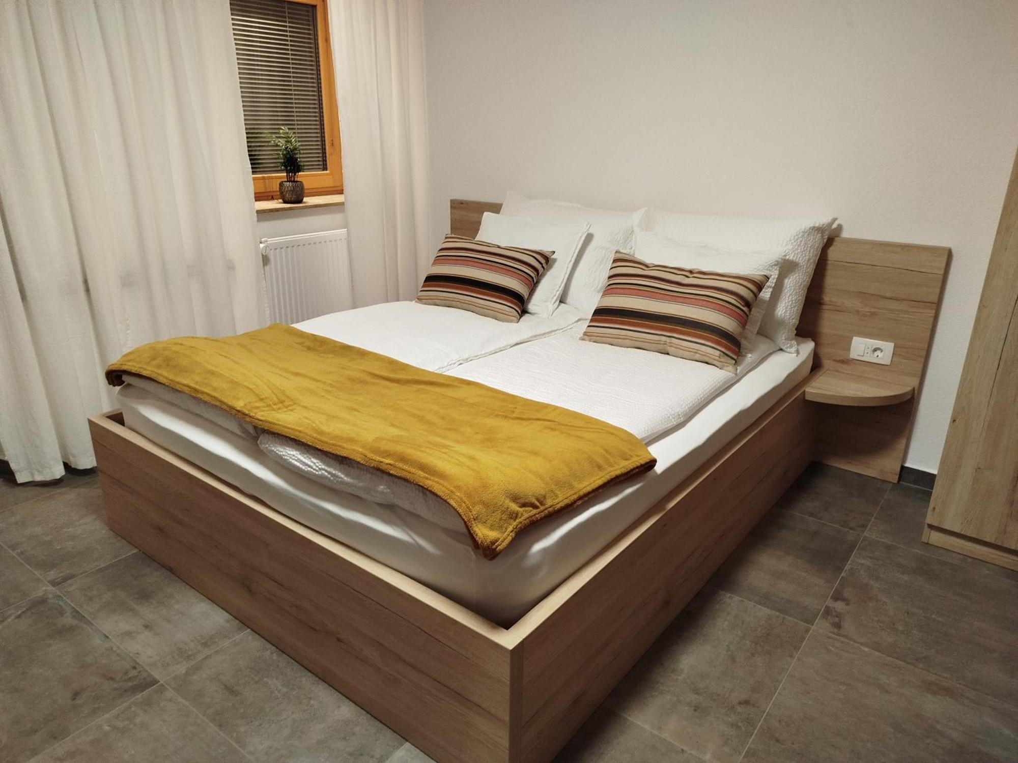 Apartma Mamut 1850 캄니크 외부 사진